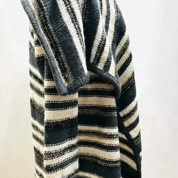 KENSIE Women Long Sleeve Open Front Long Gray Striped Cardigan Sweater Sz XS/S - Picture 8 of 12